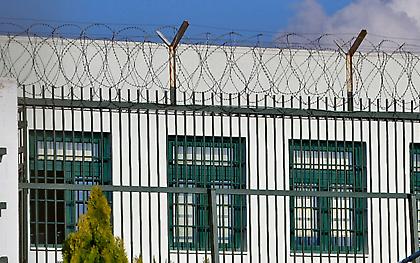Νεκρός στο κελί του ο Ρουμάνος που είχε «τσιμεντώσει» τη σύντροφό του