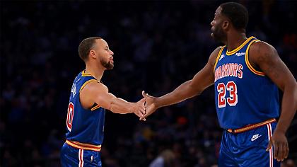 Στεφ Κάρι: Χάρισε Rolex σε συμπαίκτες του για το ρεκόρ του