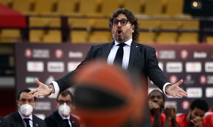 Τρινκιέρι: «Δεν θα δείξω με το δάχτυλο τους παίκτες μου»