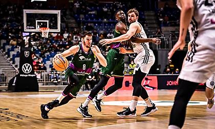 Έκανε τη χάρη στο Λαύριο και πέρασε η Μάλαγα