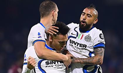 Υπερηχητική Ίντερ ισοπέδωσε τη Σαλερνιτάνα και κράτησε την κορυφή!