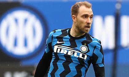 Ελεύθερος από Ίντερ ο Έρικσεν-Δεν μπορεί να παίξει στην Ιταλία με απινιδωτή