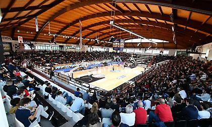 Απόλλων Πατρών-Λάρισα