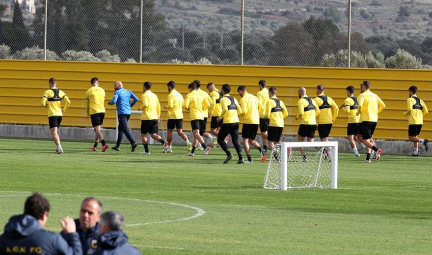 Αρνητικά τα τεστ κορωνοϊού στην ΑΕΚ