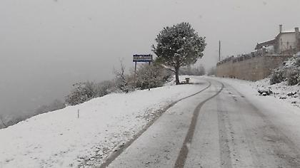 Ποιοι δρόμοι στην Αττική έκλεισαν λόγω χιονόπτωσης