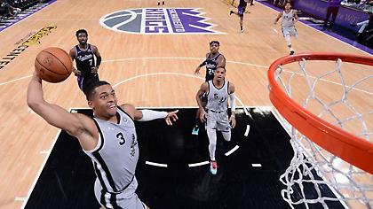 NBA Top 10: Στην κορυφή οι Σπερς