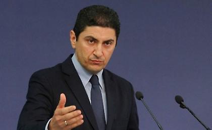 Απάντησε ο Αυγενάκης: «Θέλουμε να συνεργαστούμε και να κάνουμε το καλύτερο για τον ΠΑΟΚ»