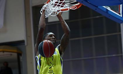 Κάρτερ: «Χαίρομαι που αποχωρώ με μια νίκη και μια ιστορική πρόκριση»