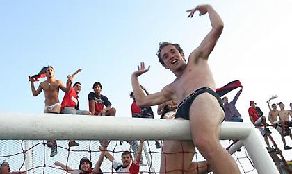 Ο Μπελούτσι αποχώρησε από τη Νιούελς, αλλά συνεχίζει το ποδόσφαιρο στα 38 του!