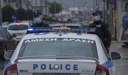 Βρέθηκε χειροβομβίδα έξω από καφετέρια στο Περιστέρι