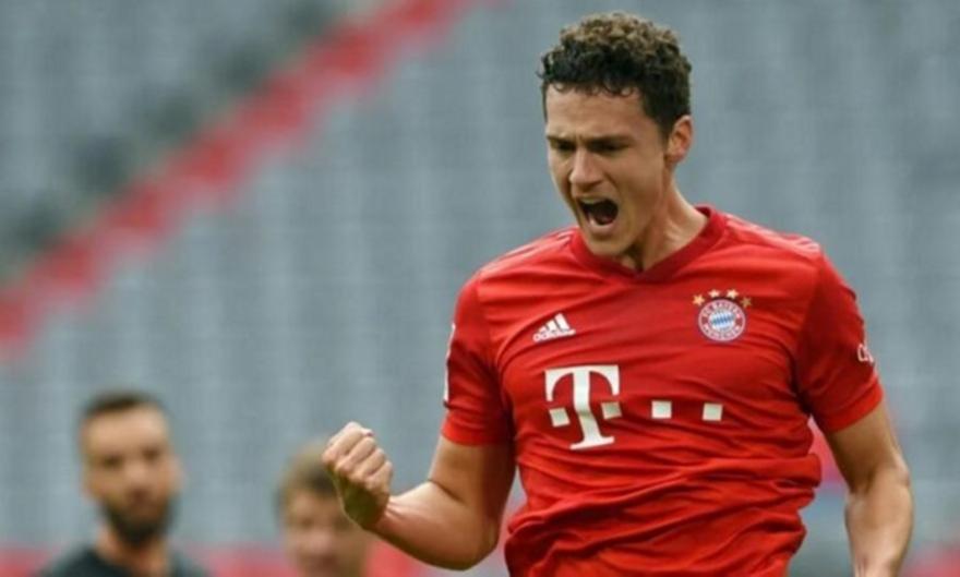 Μπάγερν Μονάχου: Τάσεις φυγής από Παβάρ