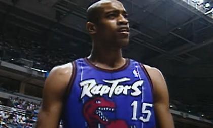 NBA: Η φανέλα των Τορόντο Ράπτορς 1998/99 ψηφίστηκε η καλύτερη όλων των εποχών