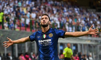 Τσαλχάνογλου: «Η Ίντερ είναι πιο ποιοτική από την Μίλαν»