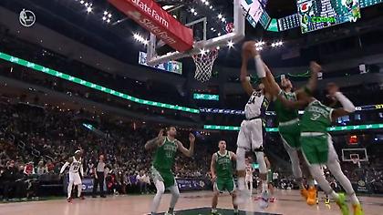 Ο Τέιτουμ έσπασε το δόντι του Μπράουν