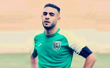 Σοκ: Έσβησε στο γήπεδο 30χρονος ποδοσφαιριστής - Σπαρακτικές εικόνες με τους συμπαίκτες του