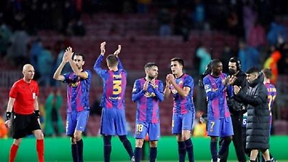 O Άγιος Βασίλης… ξέχασε ξανά τους παίκτες της Μπαρτσελόνα!