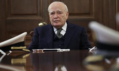 «Έφυγε» ο Κάρολος Παπούλιας