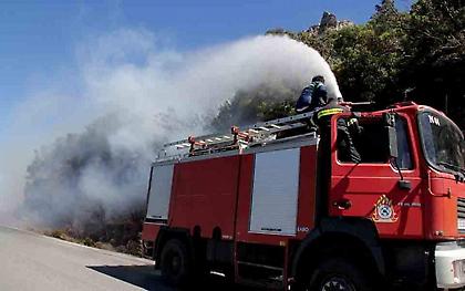 Φωτιά σε σε καταυλισμό Ρομά στην Παιανία