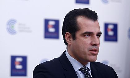Πλεύρης στον bwinΣΠΟΡ FM: «Τα μέτρα δεν αλλάζουν, ίσως εφαρμοστούν από αύριο»