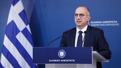 Γιάννης Οικονόμου: Περιμένουμε την εισήγηση της Επιτροπής για τη χρονική μετάθεση των μέτρων