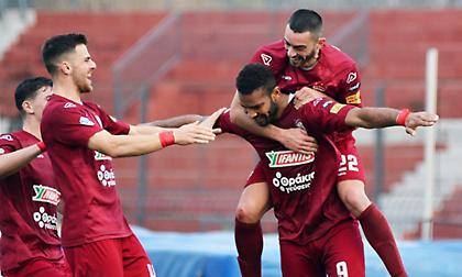 «Πάτησε» την πρωτοπόρο Ξάνθη με σούπερ Όγκμποε η ΑΕΛ!