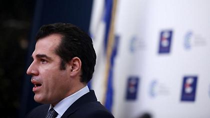 Κορωνοϊός - Νέα μέτρα: 3 το απόγευμα οι ανακοινώσεις από τον Θάνο Πλεύρη