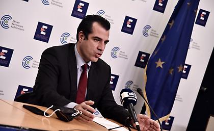 Πλεύρης: «Αν τηρηθούν τα μέτρα, θα συζητήσουμε για αύξηση πληρότητας»