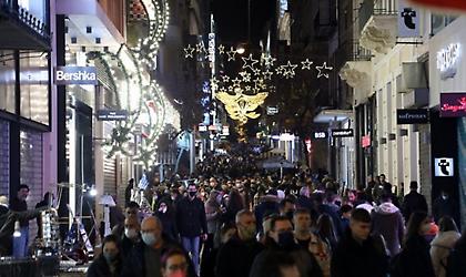 Κορωνοϊός: Νέο «μαύρο» ρεκόρ με 35.580 κρούσματα, 72 θανάτους και 636 διασωληνωμένους