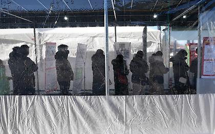 Κορωνοϊός: Έσπασε το «φράγμα» του 1 εκατ. ημερήσιων κρουσμάτων παγκοσμίως