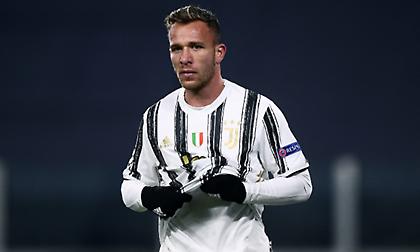 Γιουβέντους: Θετικοί στον κορωνοϊό οι Αρτούρ και Πινσόλιο
