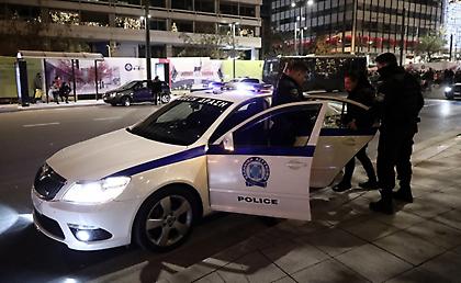 Σύλληψη και πρόστιμο 50.000 ευρώ για κορωνοπάρτι στη Θεσσαλονίκη, παραβιάσεις και στην Αθήνα