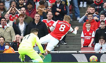 «Φώναξε» για πέναλτι πάνω στον Έντεγκααρντ η Άρσεναλ