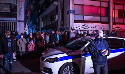 Στον εισαγγελέα ο 34χρονος που κρατούσε ως όμηρο τη σύντροφό του στον Άγιο Παντελεήμονα