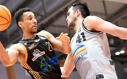 Απίθανο σφύριγμα έκρινε αγώνα στη Γερμανία