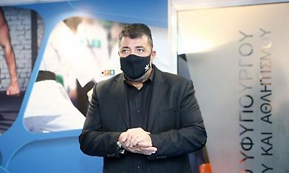 Λεουτσάκος: «Θα μας στείλουν οι ομάδες τα κρούσματα και θα αποφασίσουμε ποια ματς θα γίνουν»