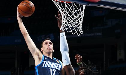 Τρομερό blooper και στα… καπάκια κάρφωμα από τον Ποκουσέφσκι!