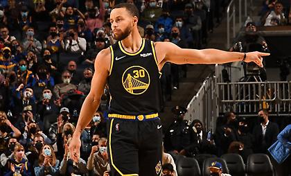 Οι Γουόριορς τα σπάνε κι όταν ο Κάρι τα... σπάει