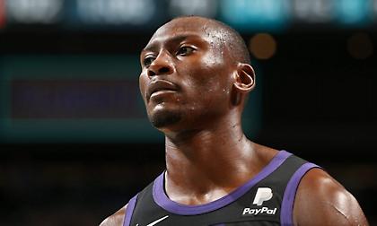 Μένει μέχρι το τέλος της σεζόν στους Σανς ο Μπιγιόμπο