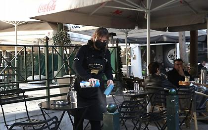 5 ημέρες άδεια σε όλους όσοι έχουν διαγνωσθεί θετικοί, εμβολιασμένους και μη