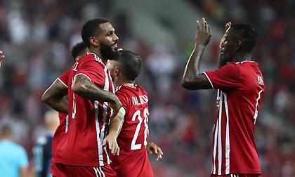 Και τώρα Εμβιλά, Μαντί και τι ακόμη στα χαφ για τον Ολυμπιακό;