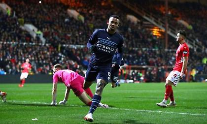 Στο… ρελαντί πέρασε από το Σουίντον η Μάντσεστερ Σίτι