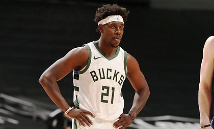 Χωρίς Χόλιντεϊ οι Μπακς, χωρίς Γκομπέρ οι Τζαζ