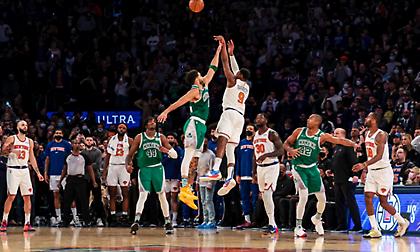 Νίκη με απίθανο buzzer-beater Μπάρετ για Νικς επί Σέλτικς