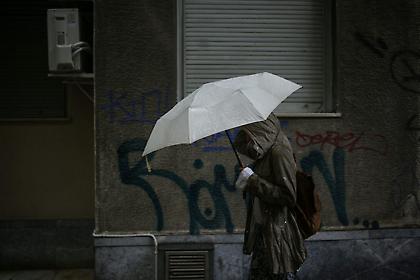 Καιρός: Βροχές, καταιγίδες και χιόνια στα ορεινά - Επιστρέφει ο χειμώνας