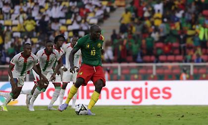 Ανατροπή από τη… βούλα και νικηφόρα πρεμιέρα για το Καμερούν