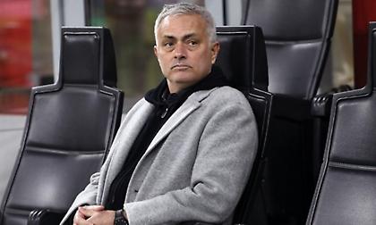 Μουρίνιο: «Μας κυρίευσε ο φόβος, υπάρχουν άνθρωποι αδύναμοι στα αποδυτήριά μας»