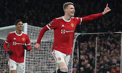 Τα είδε όλα, αλλά είδε και πρόκριση η Γιουνάιτεντ!