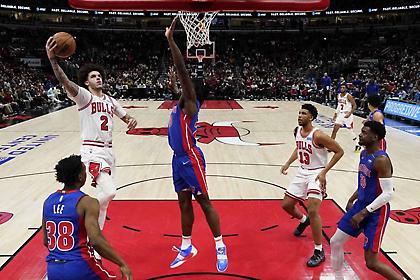 «Πάτησαν» τους Πίστονς οι Μπουλς, δεν έφτανε ο «τριπλός» Κάρι για τους Γουόριορς