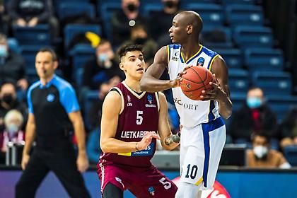 «Καθάρισε» με Καλαϊτζάκη τη Μετροπολιτάν η Λιετκαμπέλις