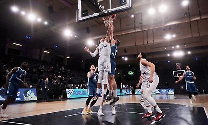 Διέλυσε την Τουρκ Τέλεκομ και… προκρίνεται το Αμβούργο
